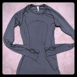 Long sleeve Lululemon top!
